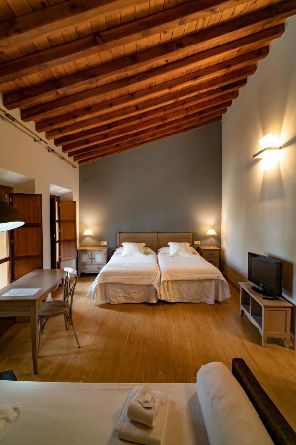 Hotel Alfonso IX (Adults Only) Caces Eksteriør bilde