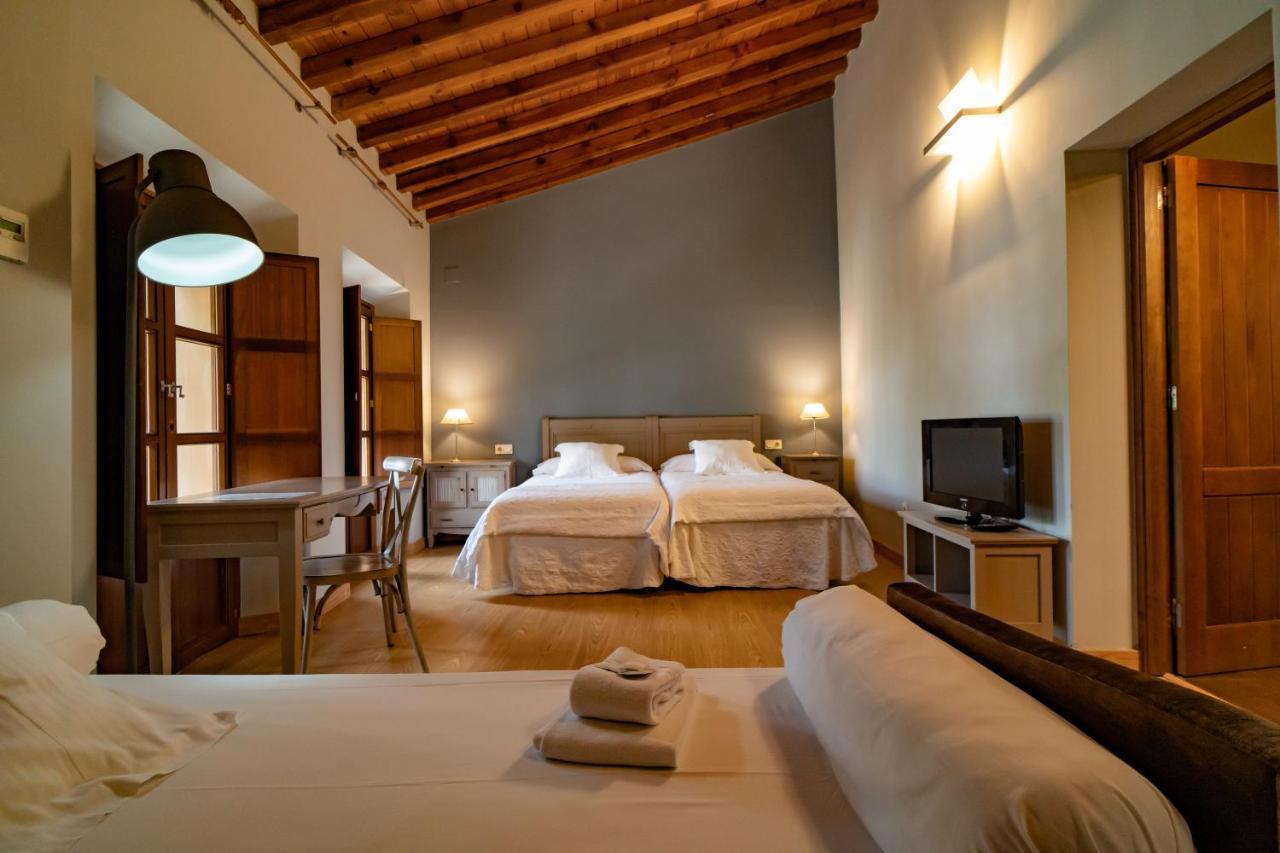 Hotel Alfonso IX (Adults Only) Caces Eksteriør bilde